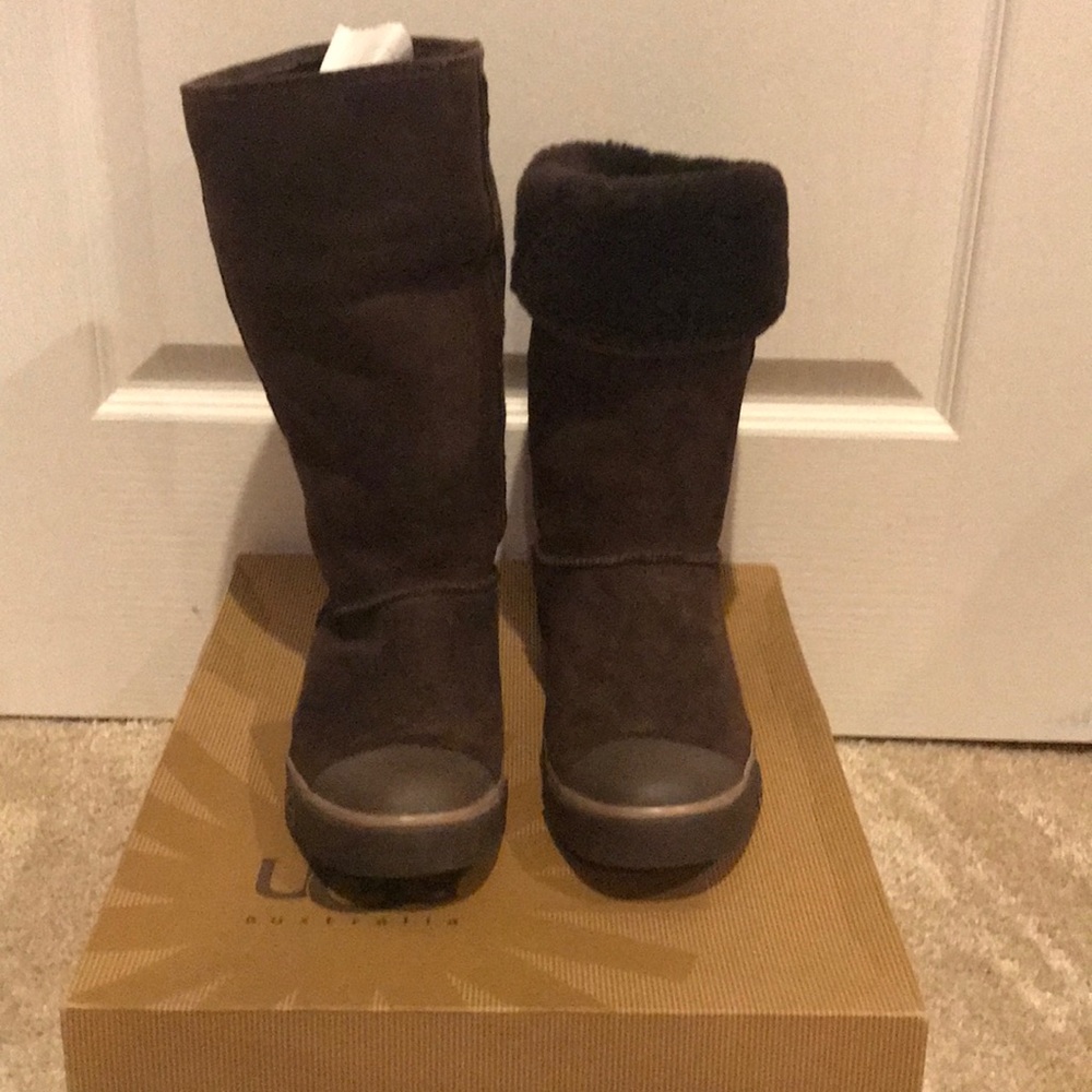 UGG Boots Brown Size 9